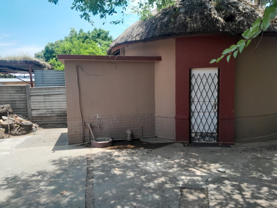 Commercial Property for Sale in Bodorp North West